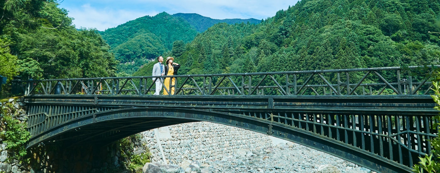 文化遺産を巡るドライブ旅